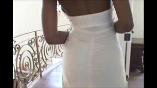 Nyomi getting hänen perse kiinni