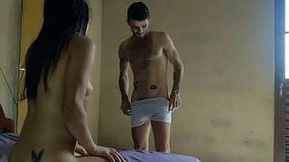 Новинья Лалла Потира дандо гостосо пар Бетосмок һәм Биг Бамбу