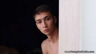 Unge Sex Parter - Se på dem som de går helt vill ridning hans ansikt og kuk