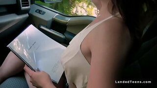 Encalhado teen levou em madeiras e fodido Encalhado teen levou em madeiras e fodido